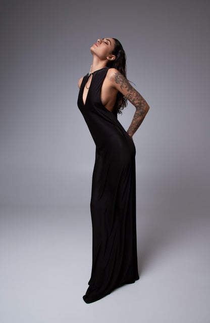 Black backless maxi dress